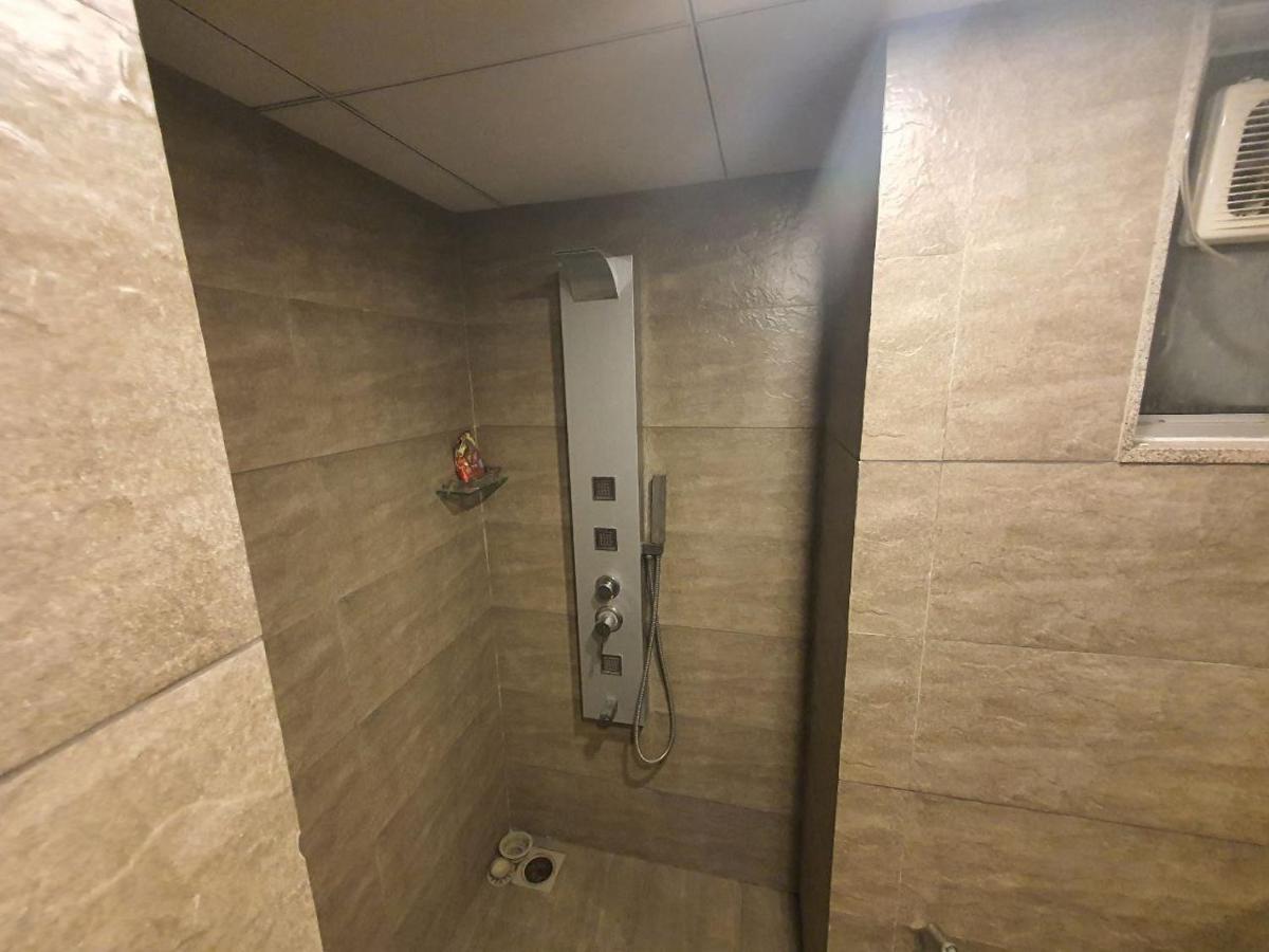 Weekend Address Managed By P.C Homes Surat Zewnętrze zdjęcie